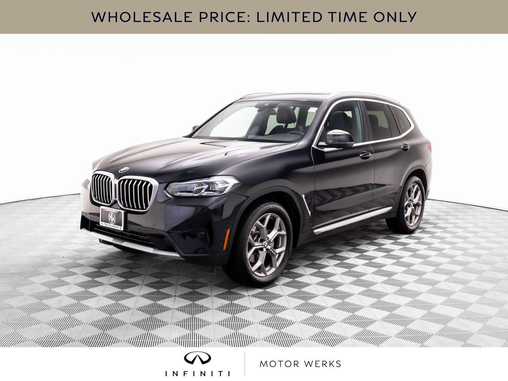 2023 BMW X3 30i's photo