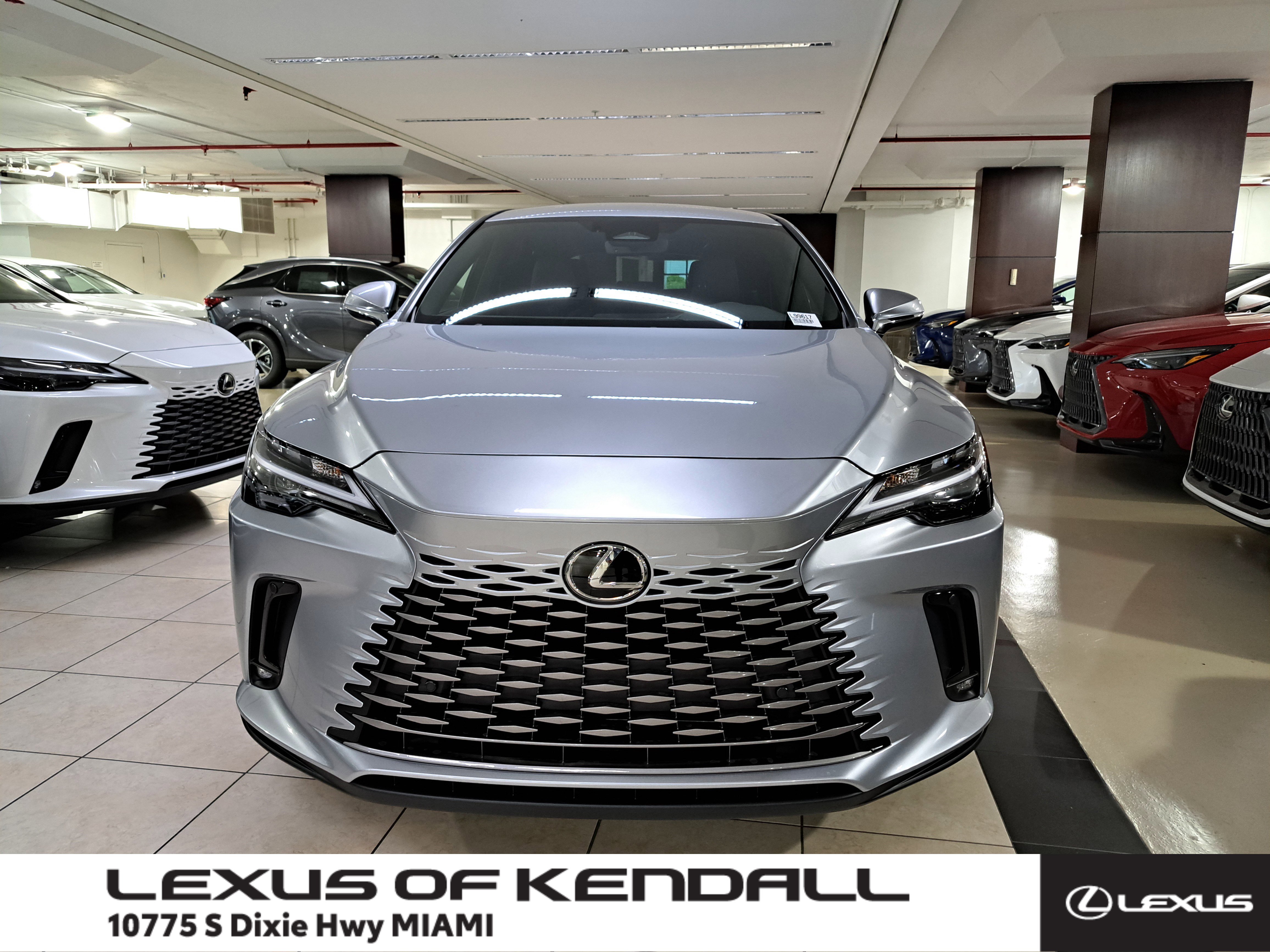 2025 Lexus RX 350's photo