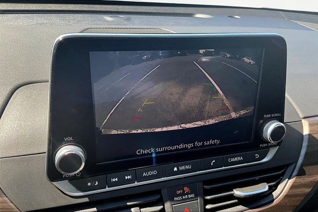 2024 Nissan Altima 2.5 SV photo 11