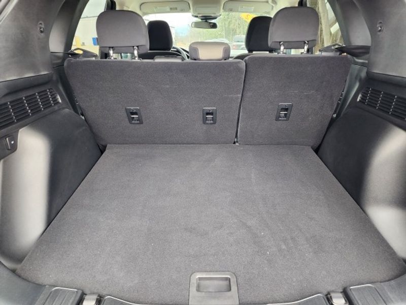 2022 Ford Escape SE photo 9