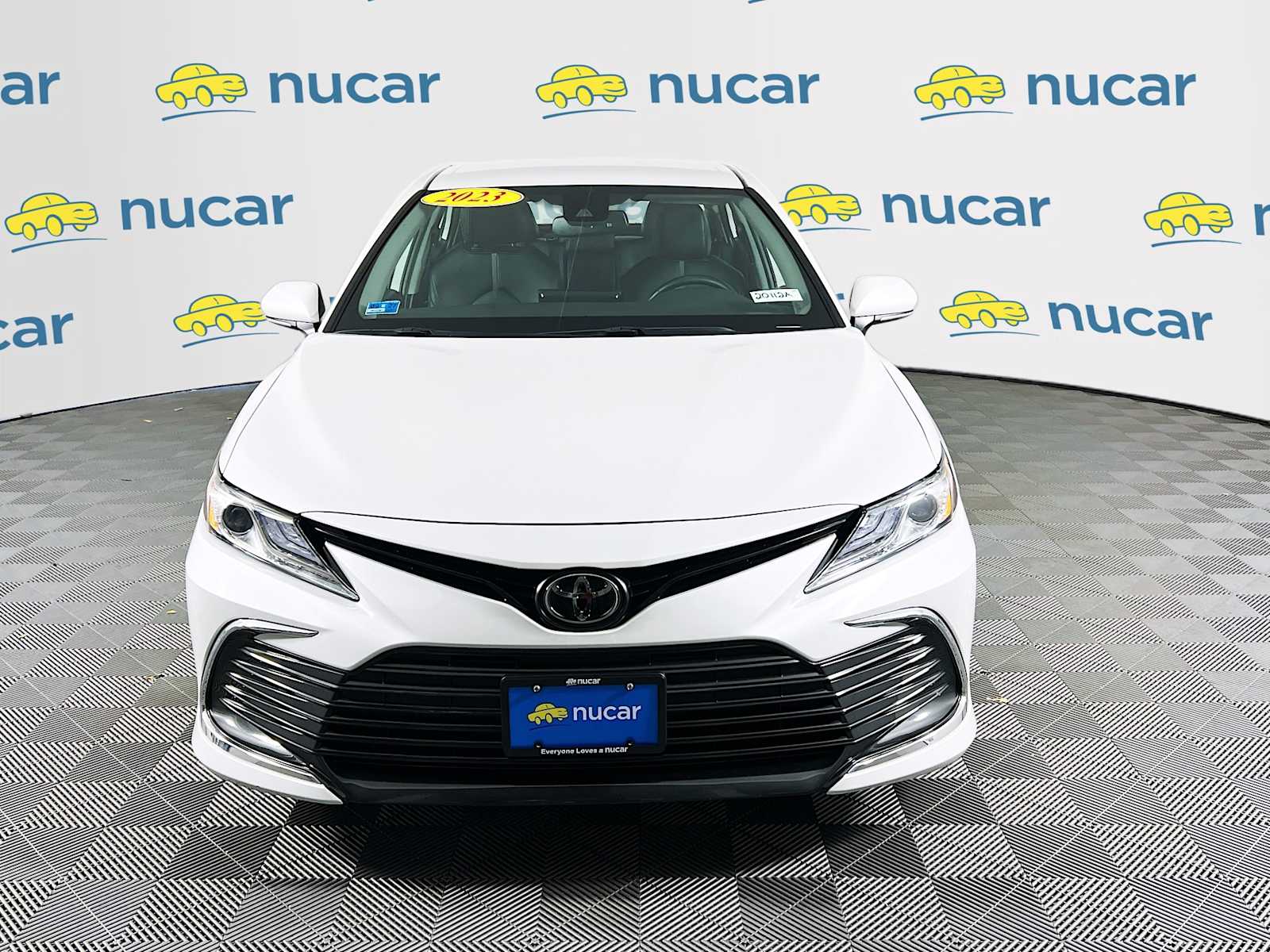 2023 Toyota Camry XLE photo 2