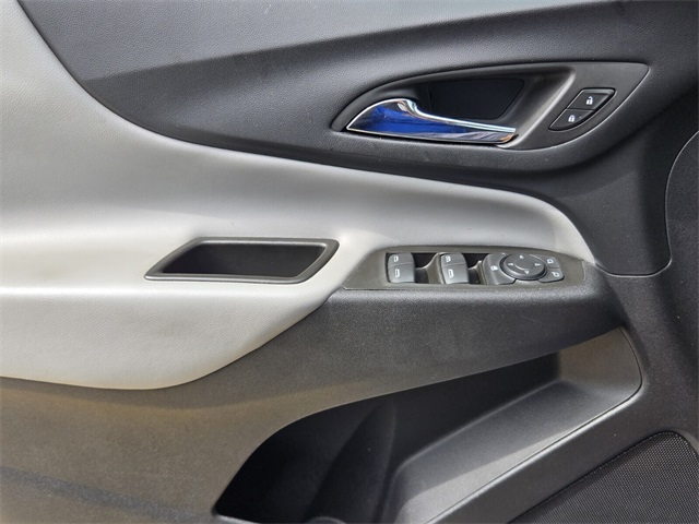 2023 Chevrolet Equinox LT photo 24