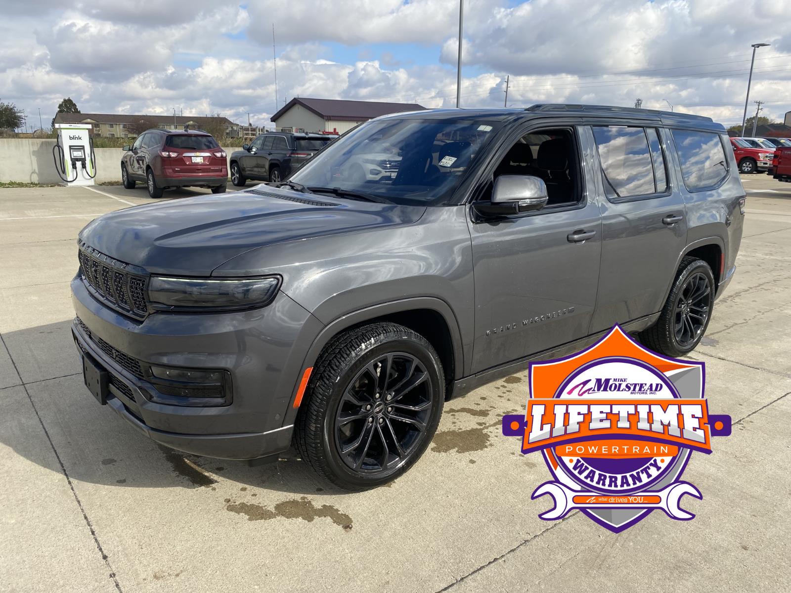 2022 Jeep Grand Wagoneer Obsidian's photo