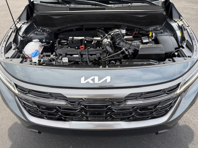 2024 Kia Seltos X-Line photo 34