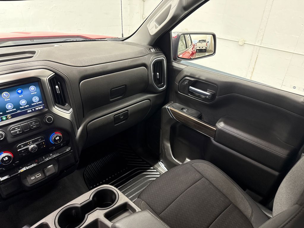 2022 Chevrolet Silverado 1500 LT photo 23