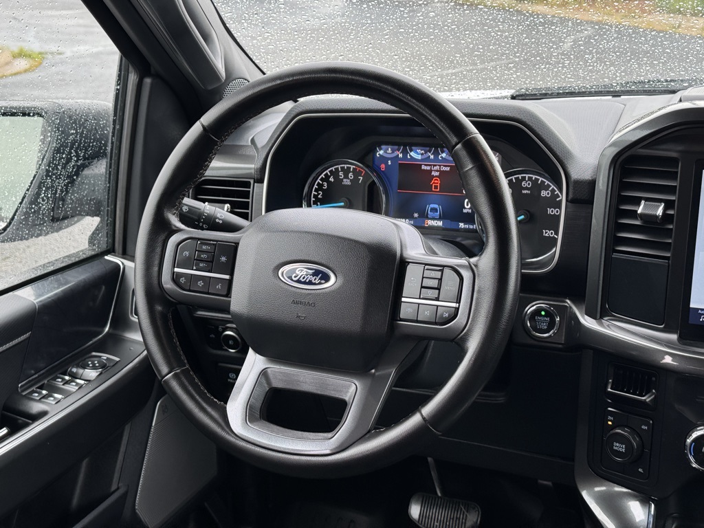 2023 Ford F-150 XLT photo 19