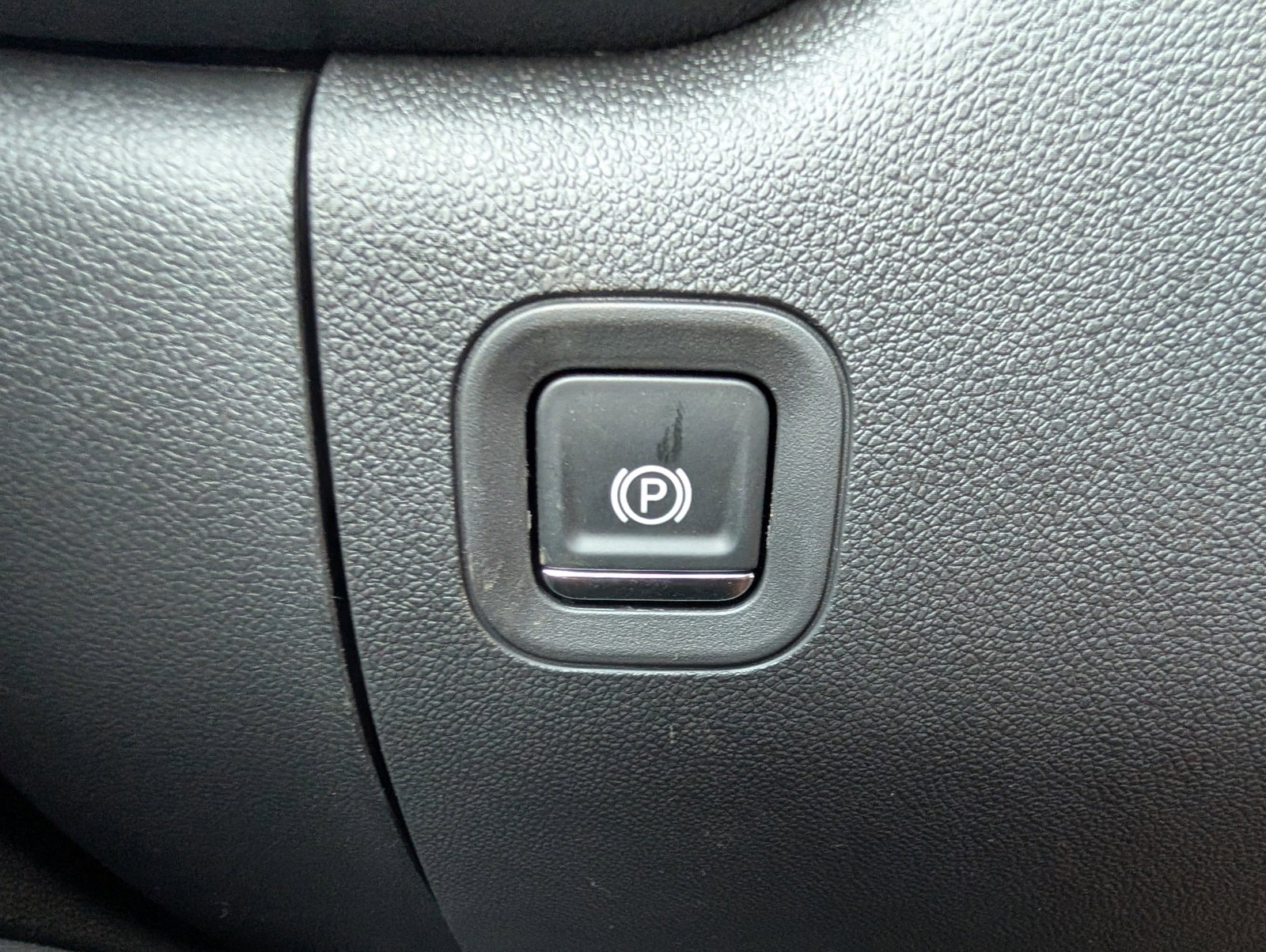 2026 Chevrolet Silverado 1500 photo 10