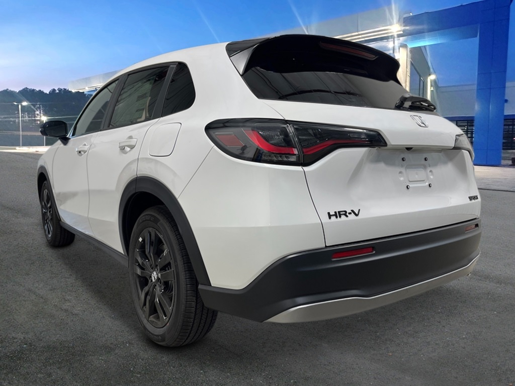 2026 Honda HR-V Sport photo 2