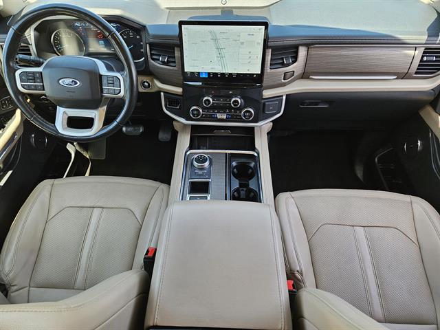 2022 Ford Expedition Limited photo 17