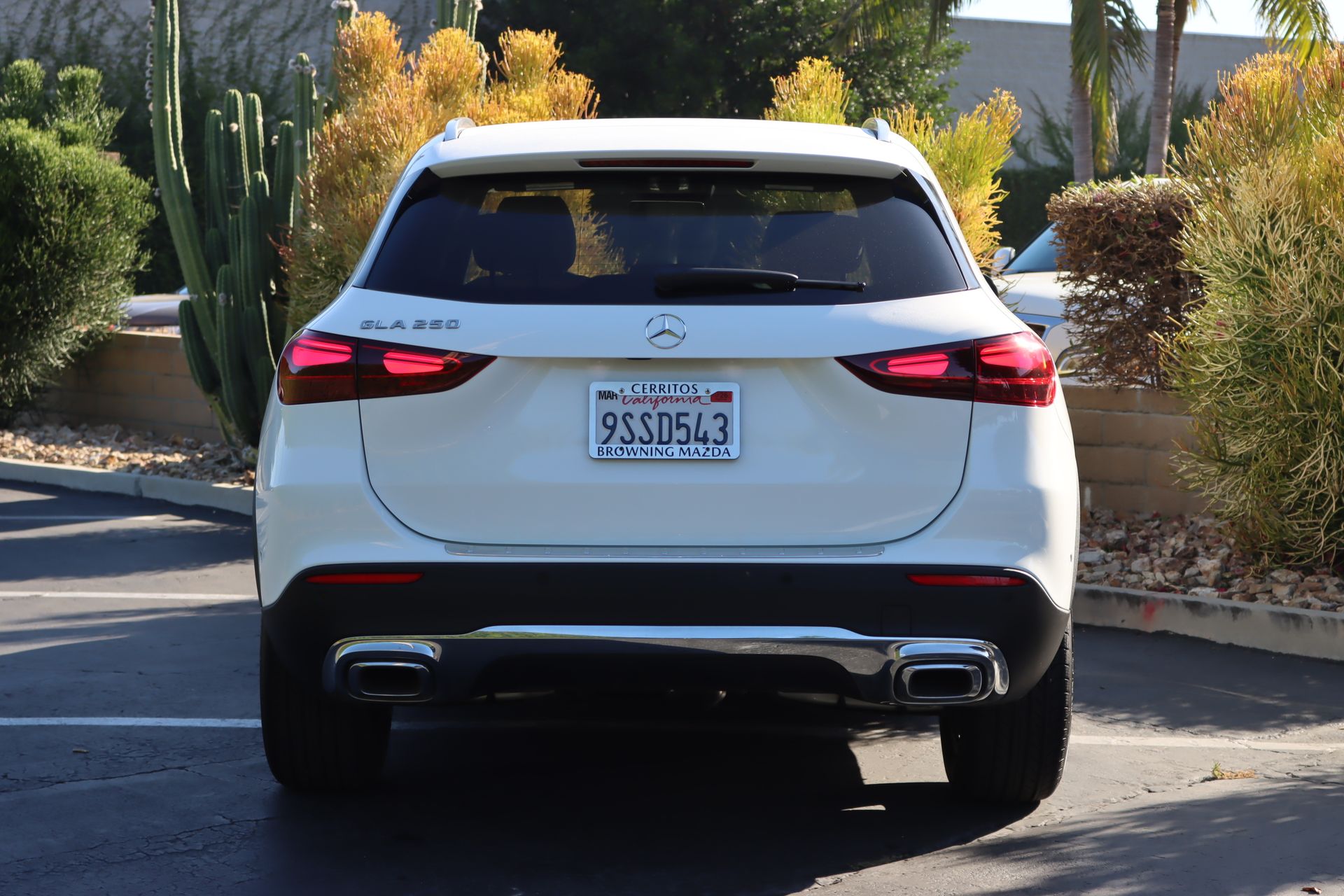 2025 Mercedes Benz GLA 250 photo 2