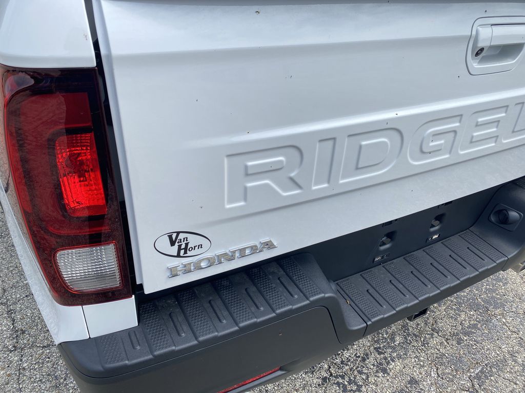 2025 Honda Ridgeline RTL photo 32
