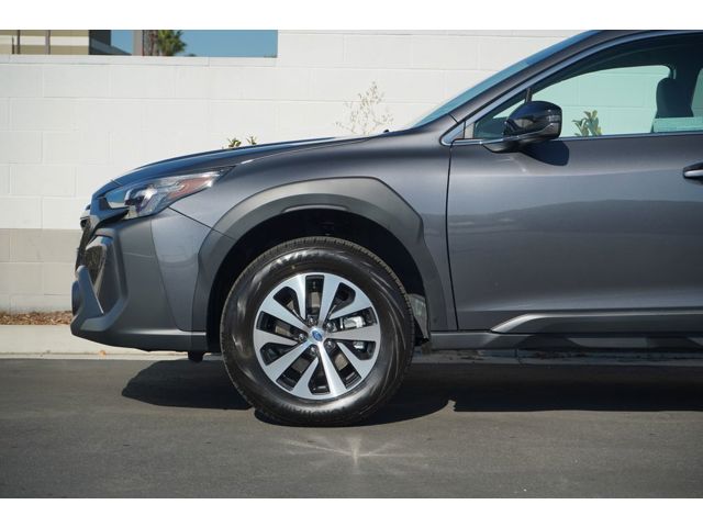 2025 Subaru Outback Premium photo 2