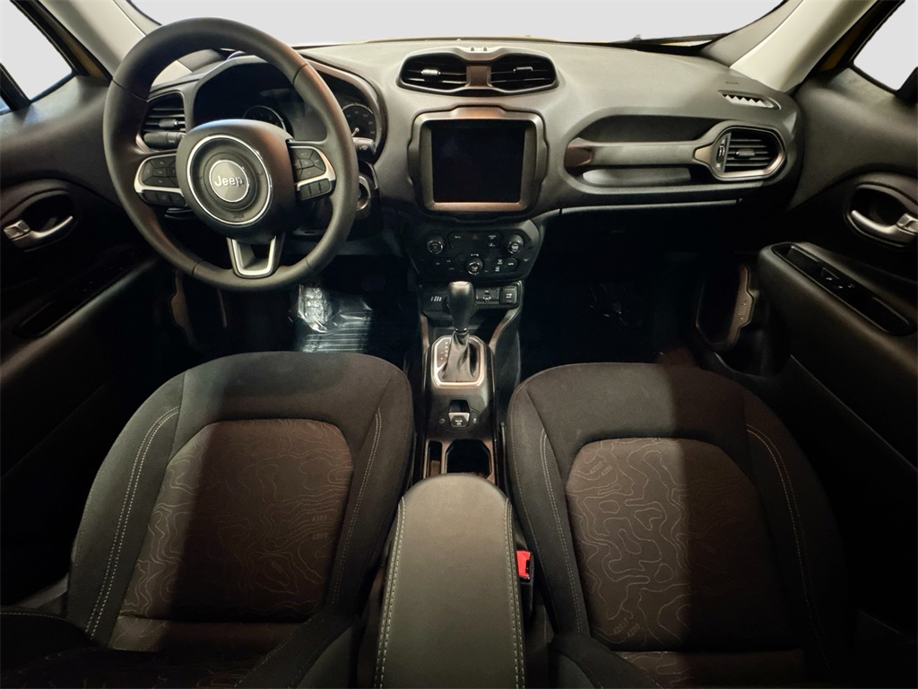 2023 Jeep Renegade Latitude photo 4