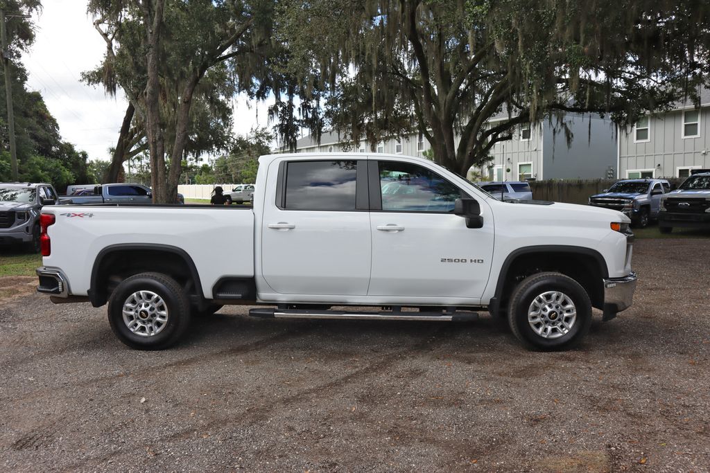 2022 Chevrolet Silverado 2500HD LT photo 8