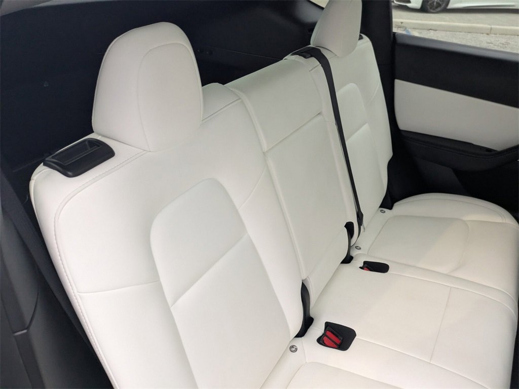 2021 Tesla Model Y Long Range photo 26