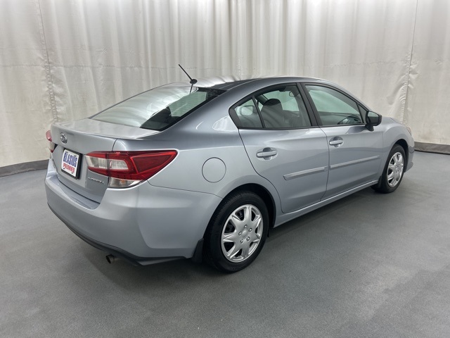 2022 Subaru Impreza Base photo 6