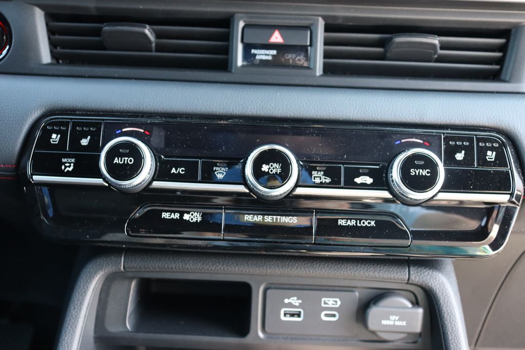 2025 Honda Pilot Black Edition photo 24