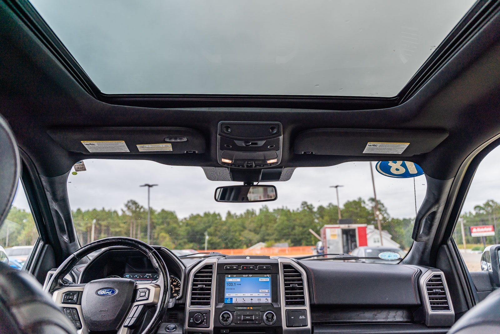 2018 Ford F-150 Platinum photo 21
