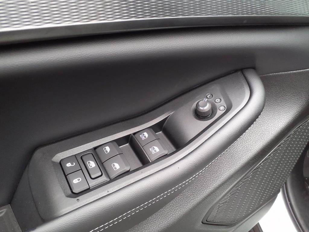 2025 Jeep Grand Cherokee Altitude X photo 4