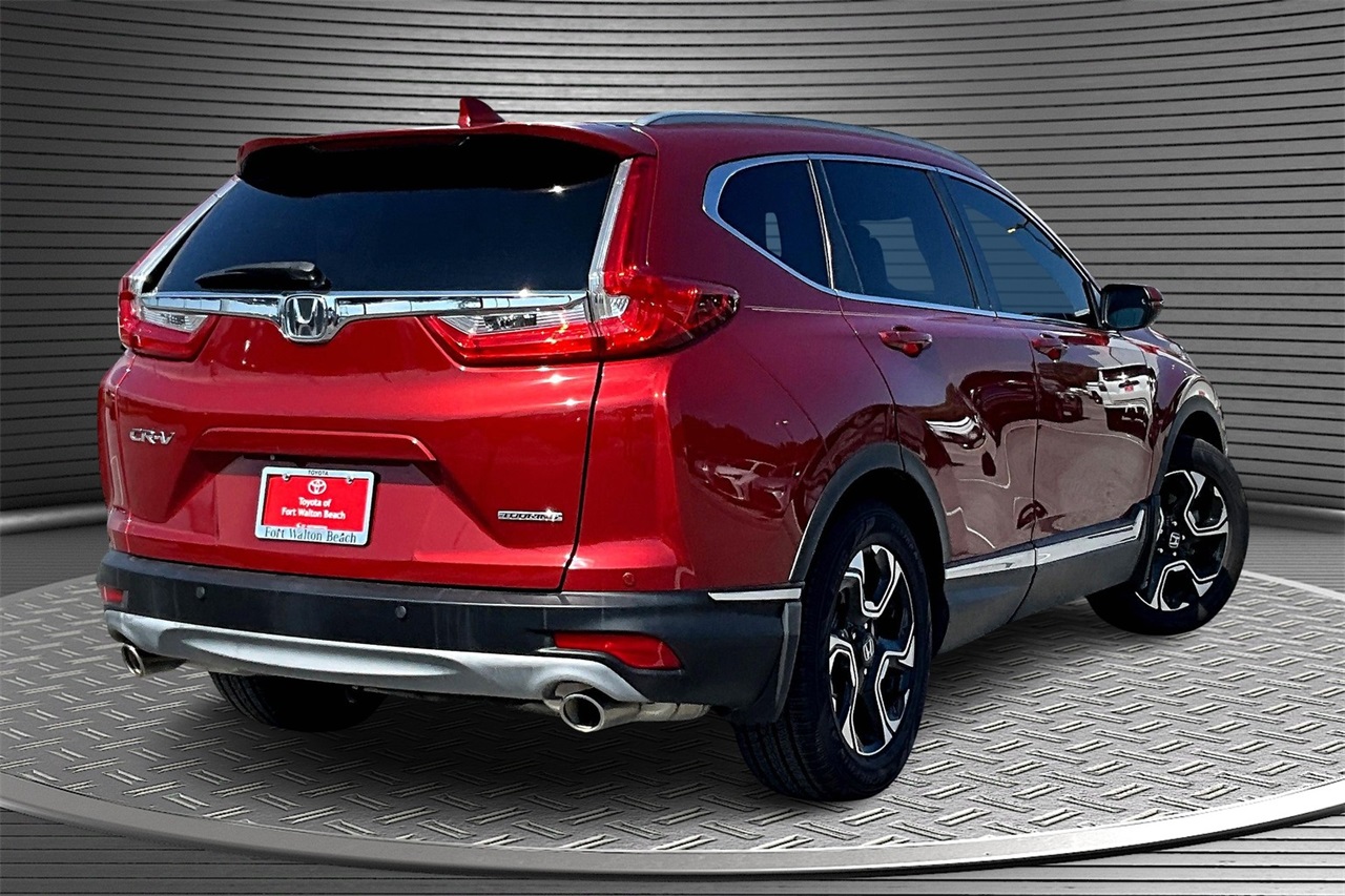 2019 Honda CR-V Touring photo 3