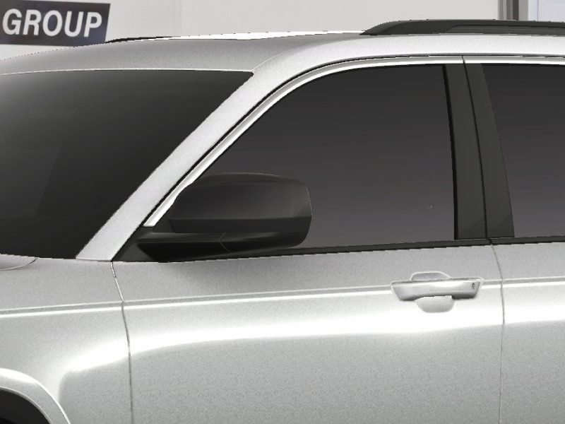 2025 Jeep Grand Cherokee Laredo Altitude photo 13