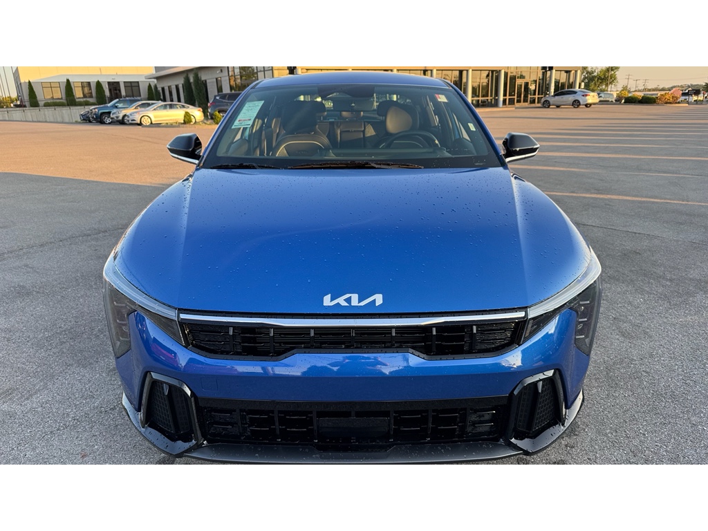 2025 Kia K4 GT-Line photo 28