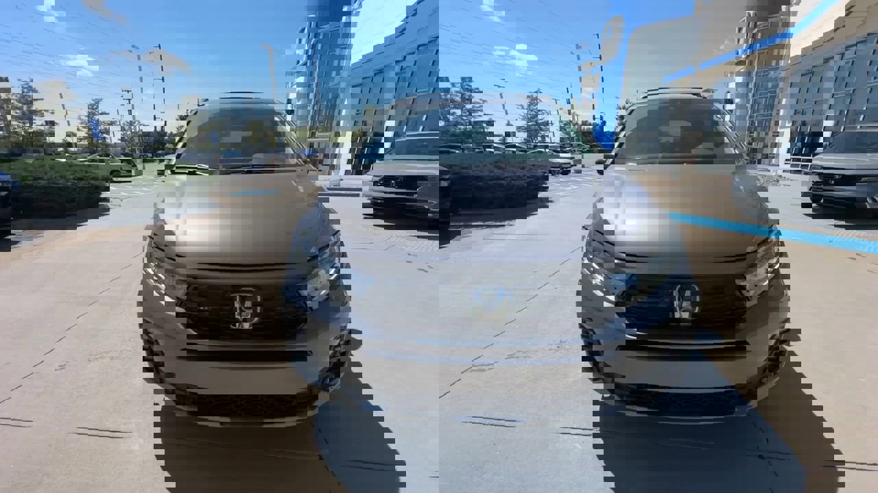 2026 Honda Odyssey Elite photo 3