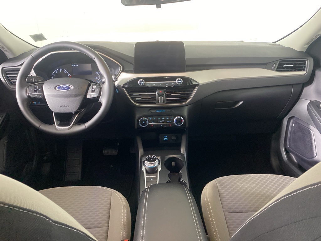 2022 Ford Escape SE photo 2