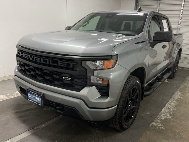 2024 Chevrolet Silverado 1500 Custom photo 3