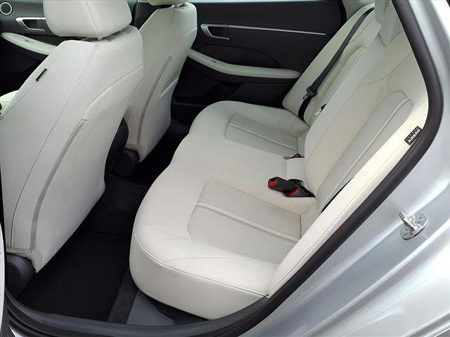 2026 Hyundai Sonata SE photo 2