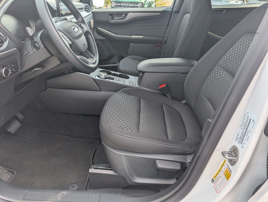 2025 Ford Escape Active photo 3