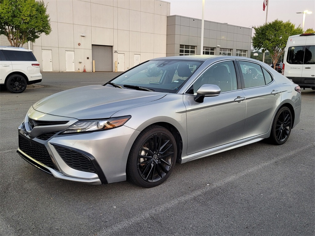 2023 Toyota Camry XSE photo 3