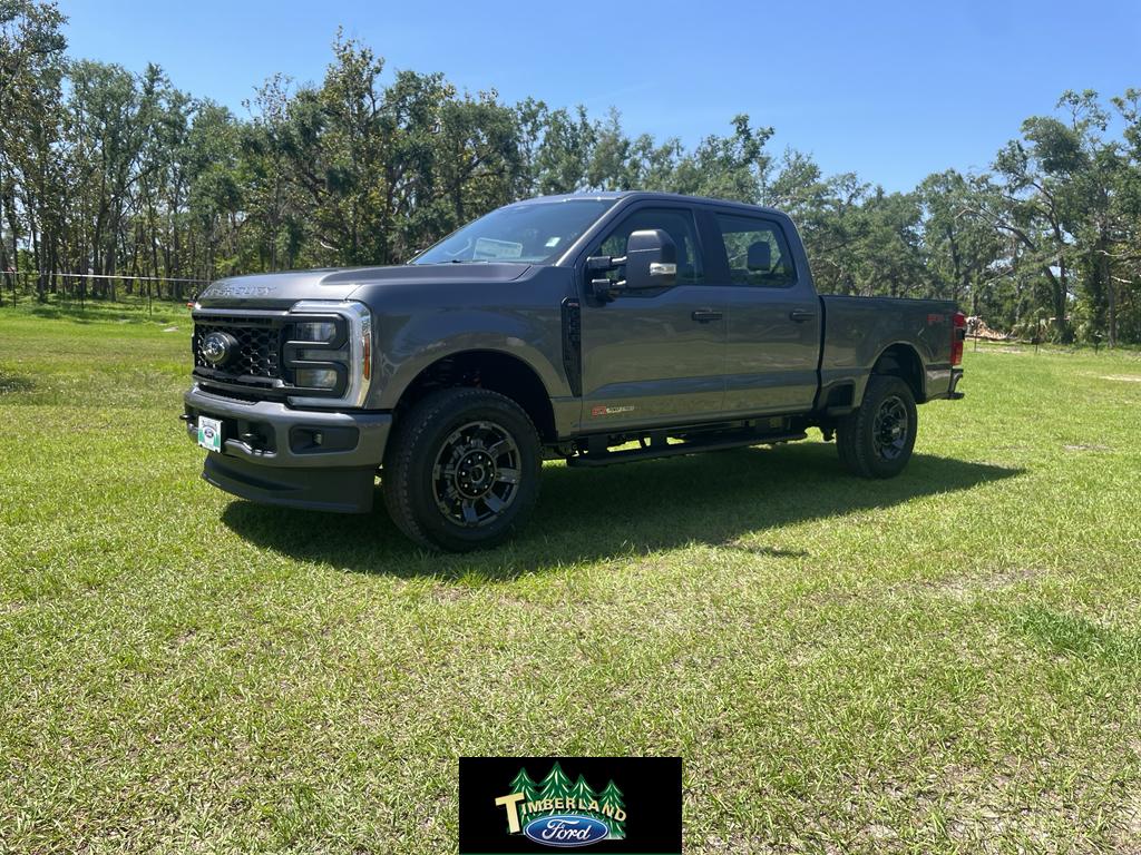 2025 Ford F-250 Super Duty XL's photo