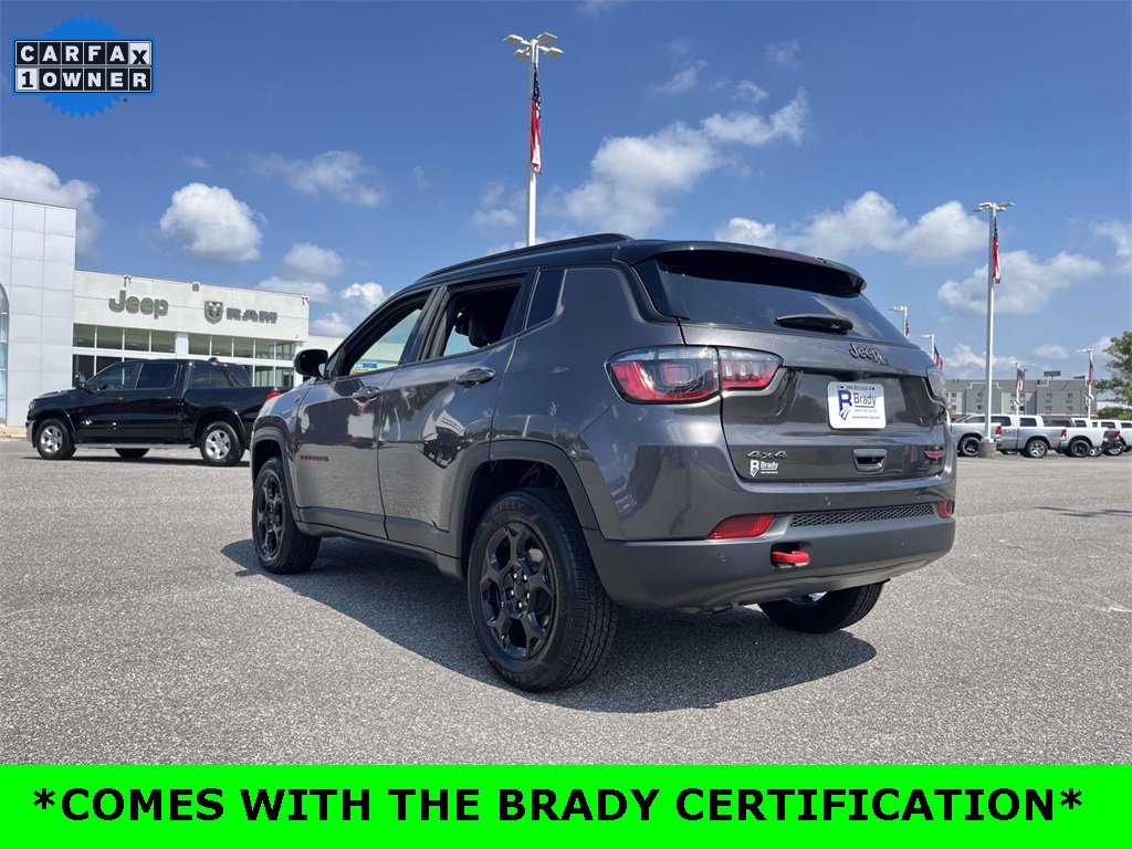2024 Jeep Compass Trailhawk photo 2