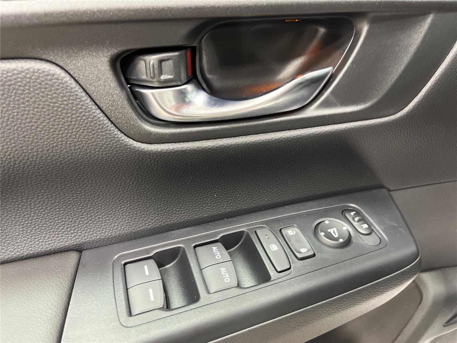 2026 Honda CR-V Hybrid photo 12