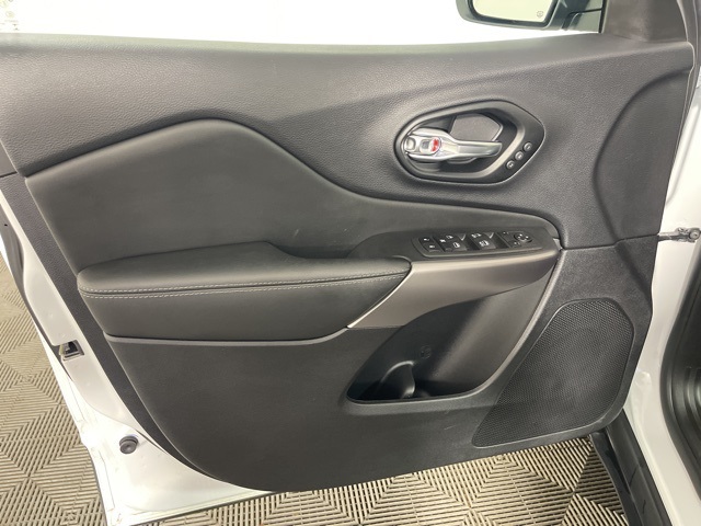 2022 Jeep Cherokee Limited photo 6