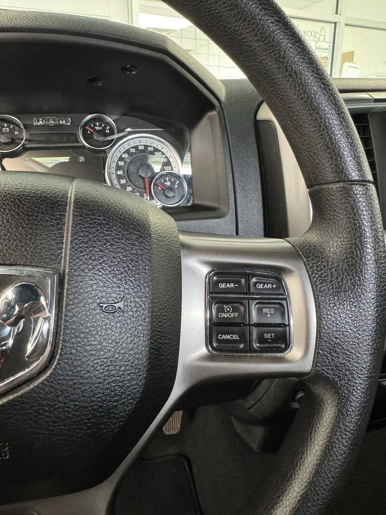 2021 Ram 1500 Classic Warlock photo 11