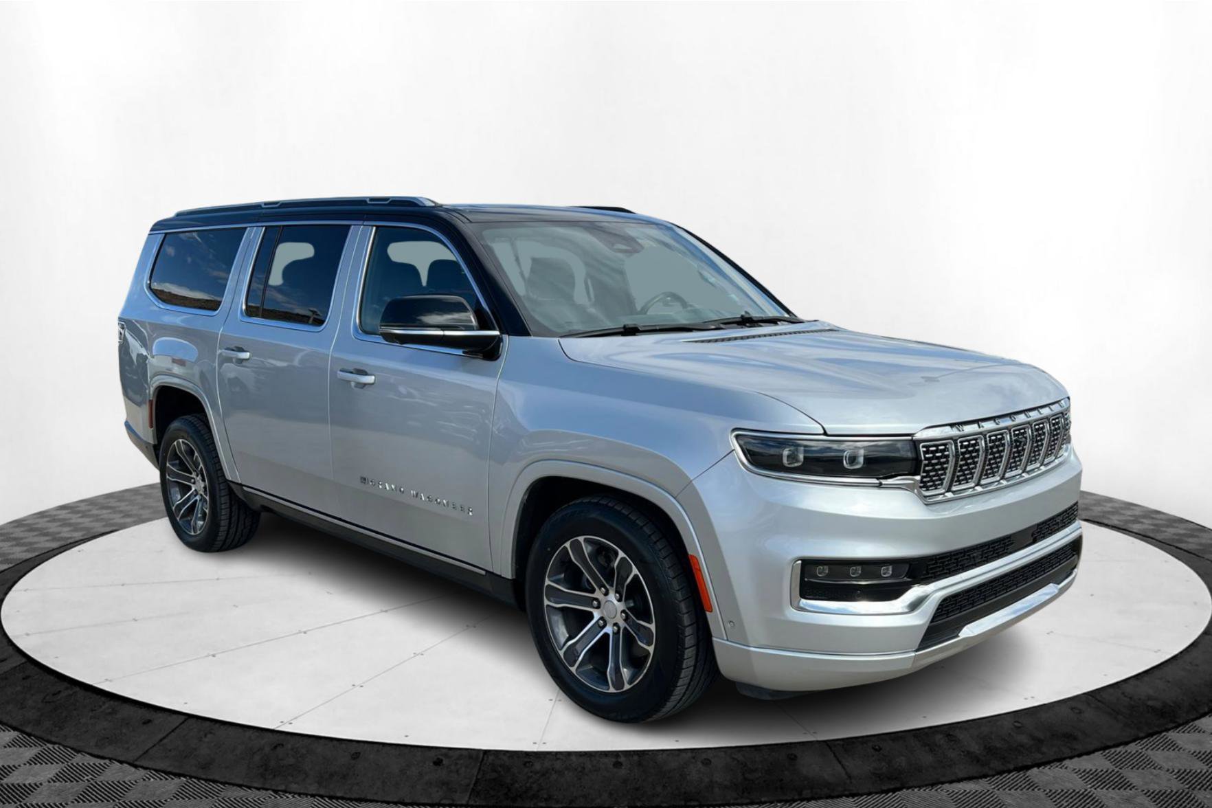 2024 Jeep Grand Wagoneer L Base photo 4