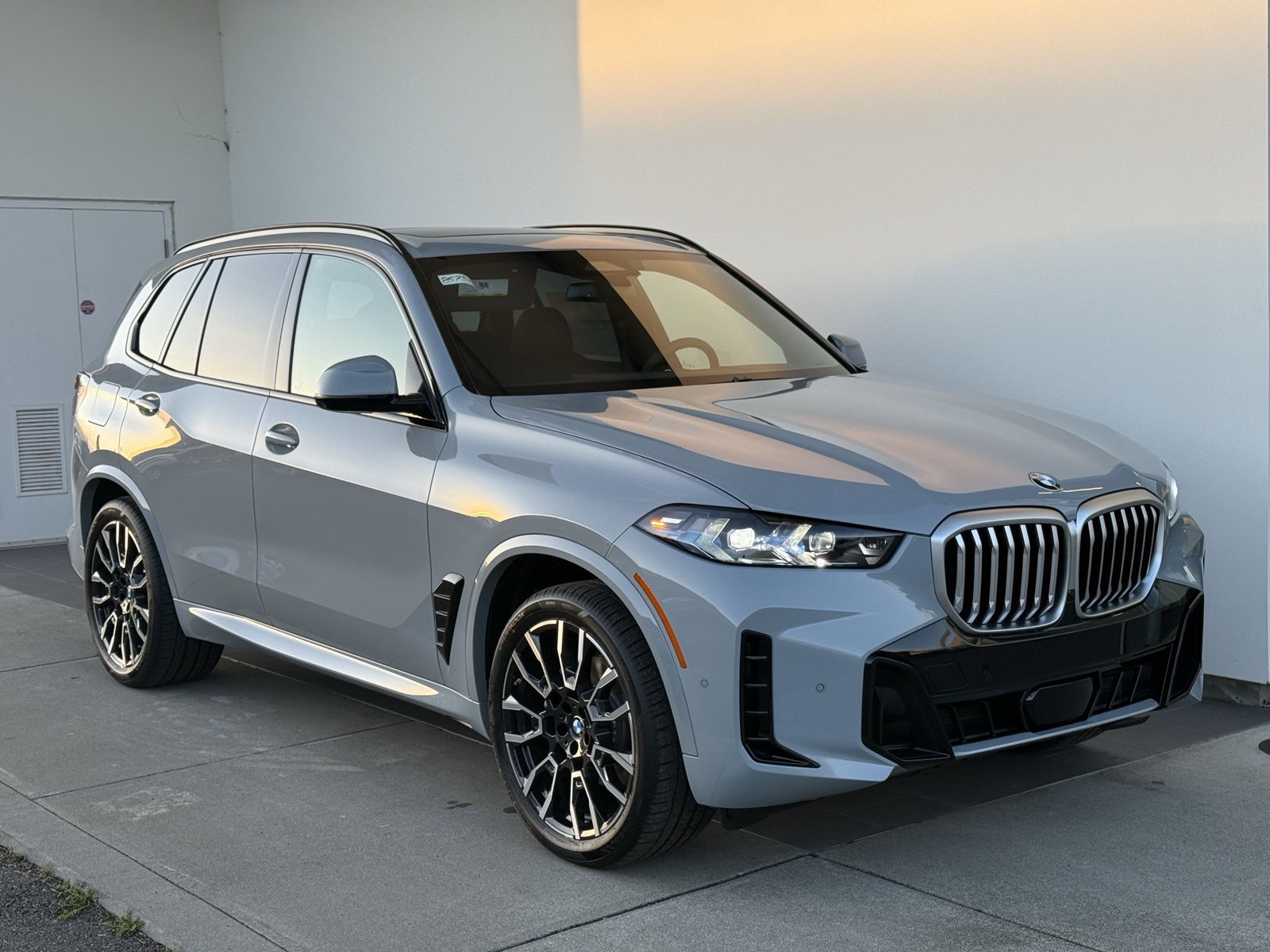 2026 BMW X5 40i's photo