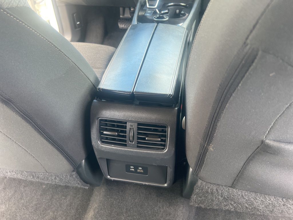2023 Nissan Rogue SV photo 16