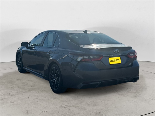 2023 Toyota Camry SE photo 3