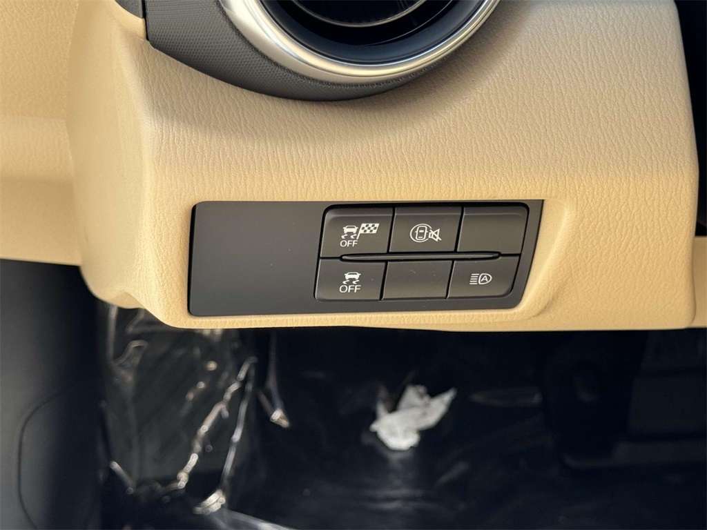 2025 Mazda MX-5 Miata Miata Grand Touring photo 29