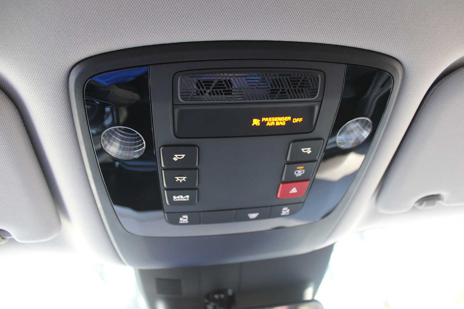 2026 Kia Carnival LXS photo 48