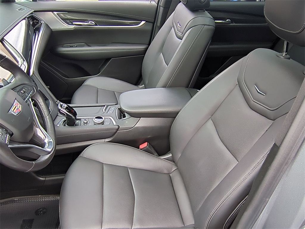2023 Cadillac XT6 Sport photo 13