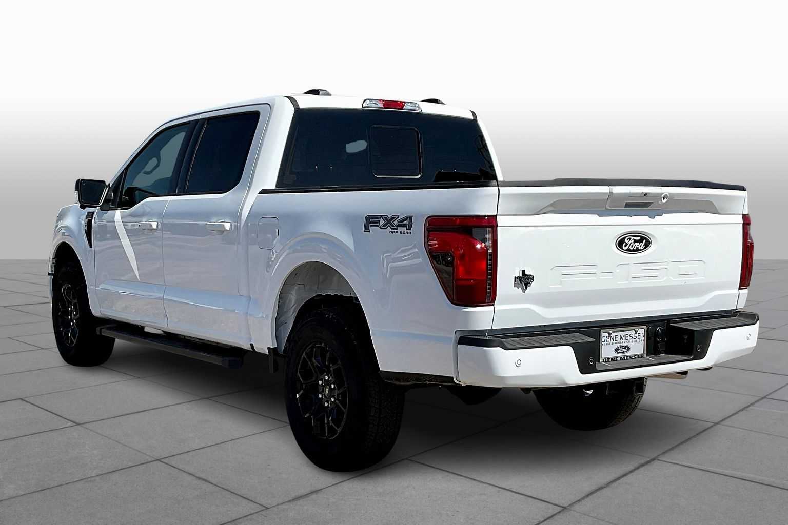 2025 Ford F-150 XLT photo 12