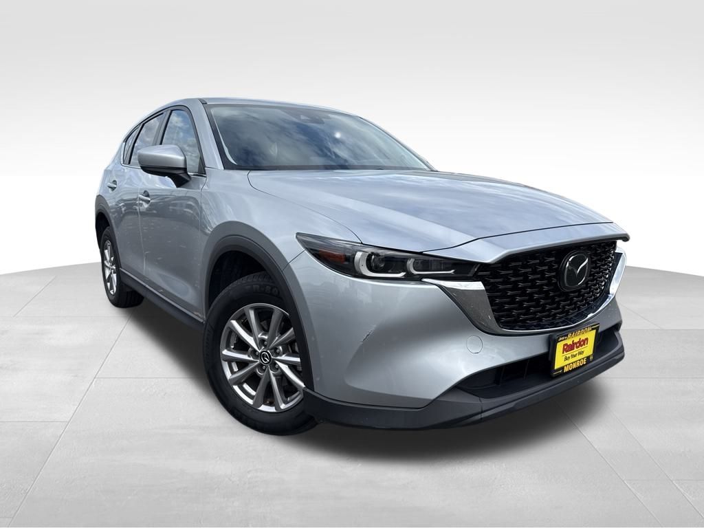 2023 Mazda CX-5 S Preferred package