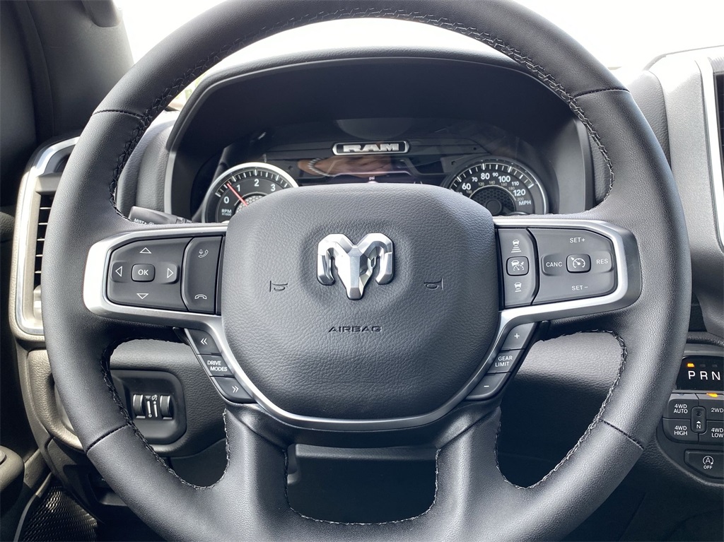 New 2025 RAM 1500 Big Horn/Lone Star Crew Cab in Merrillville M250009