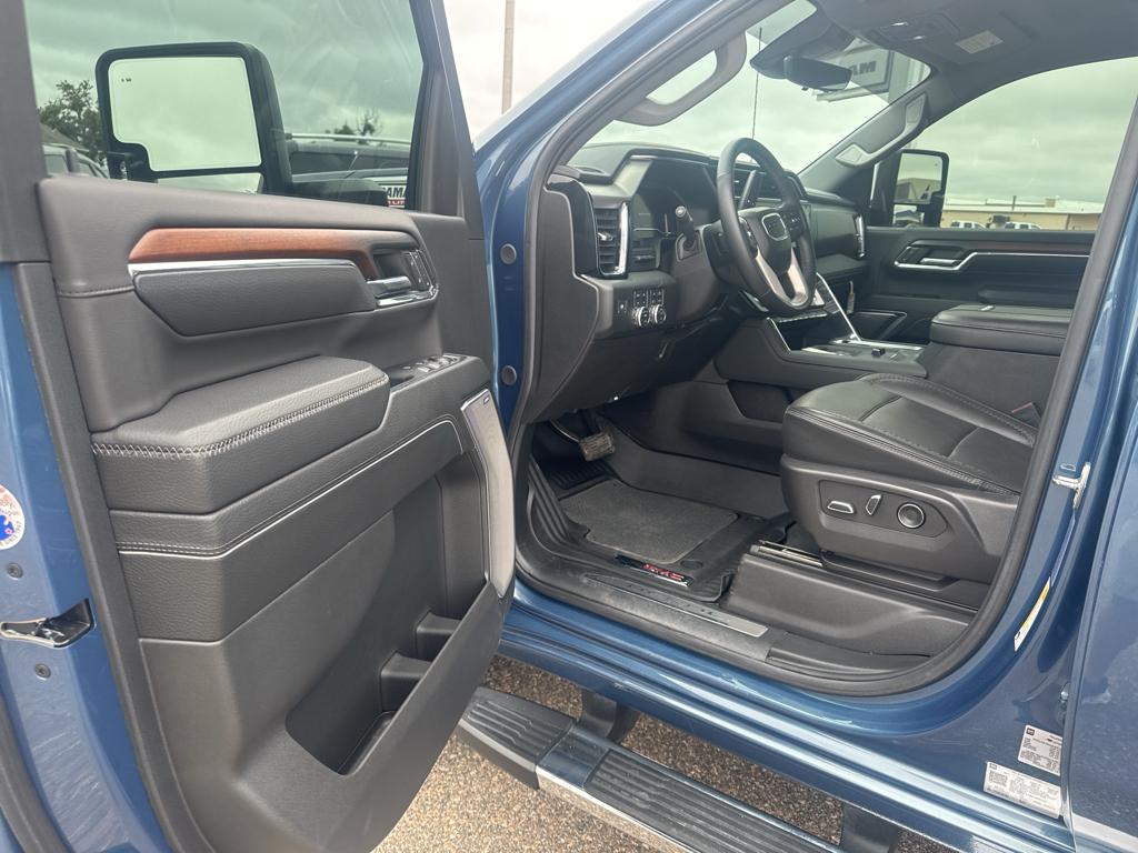 2024 Gmc Sierra 2500 Denali photo 11