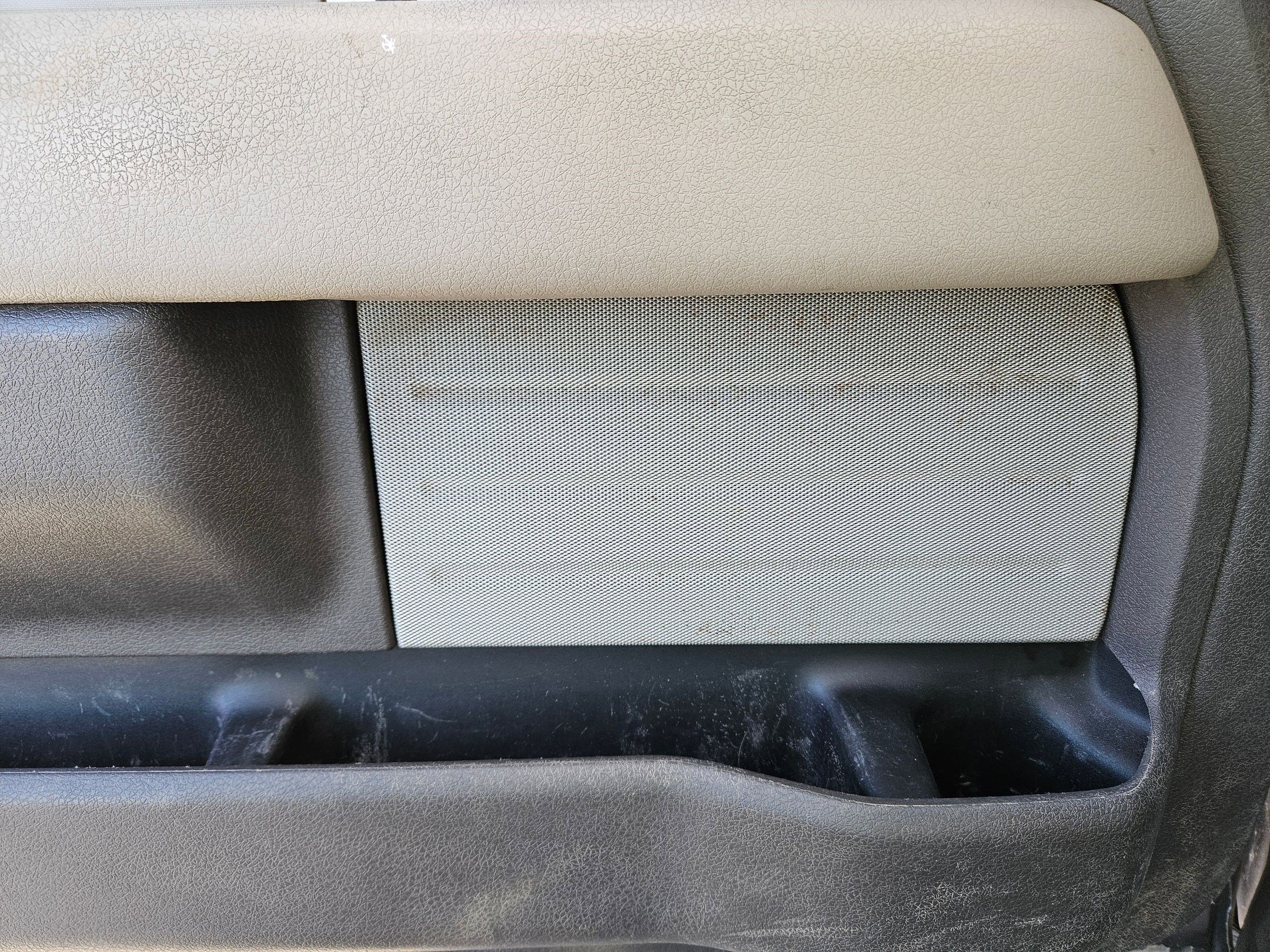 2010 Ford F-150 XLT photo 13