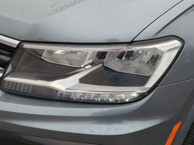 2021 Volkswagen Tiguan SE R-Line Black photo 6